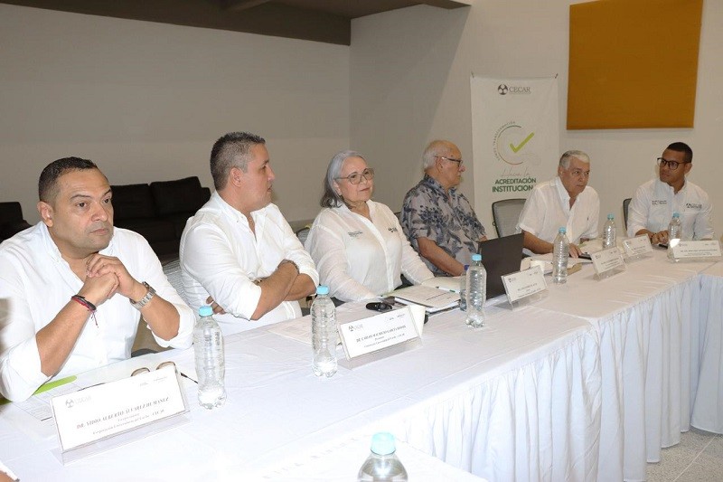 CECAR recibió visita de consejeros del CNA hacia la acreditación institucional