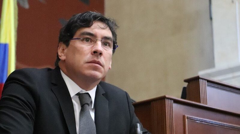 Corte Suprema citó a Hernán Prada a juicio por su presunta participación en soborno a testigos