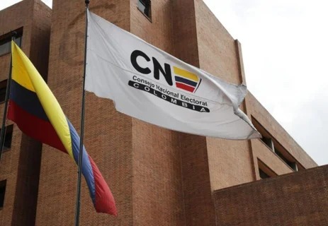 CNE rechaza declaraciones de Petro en relación con la investigación por presunta violación de topes en campaña