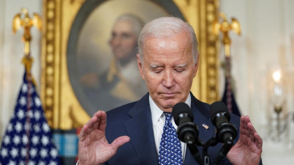 Biden amenaza con dejar de enviar armas a Israel si invaden Rafah