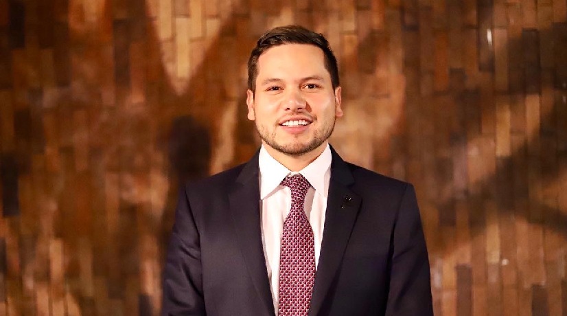 Andrés Calle continuará en la presidencia de la Cámara