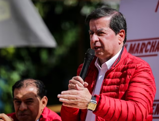 En Marcha, sin personería jurídica