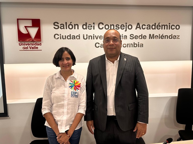 MinAmbiente sella alianza con Univalle para crear circuito interactivo de biodiversidad
