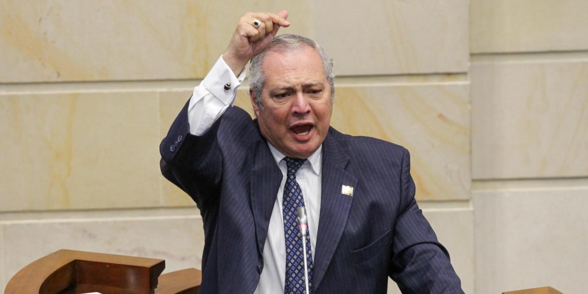 Corte abre investigación contra Iván Name por presuntas irregularidades en elecciones 2022
