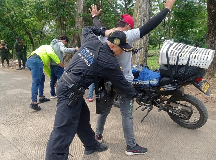Policía de Córdoba realiza operativo de verificación, control y registro en San José de Uré