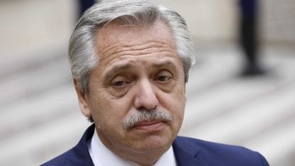 Expresidente Fernández acusó a Milei de dañar las relaciones con Colombia y otros países
