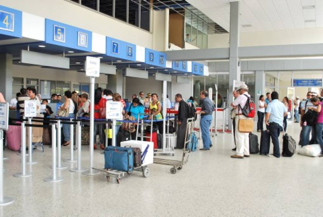 Aumento del IVA bajó el número de pasajeros