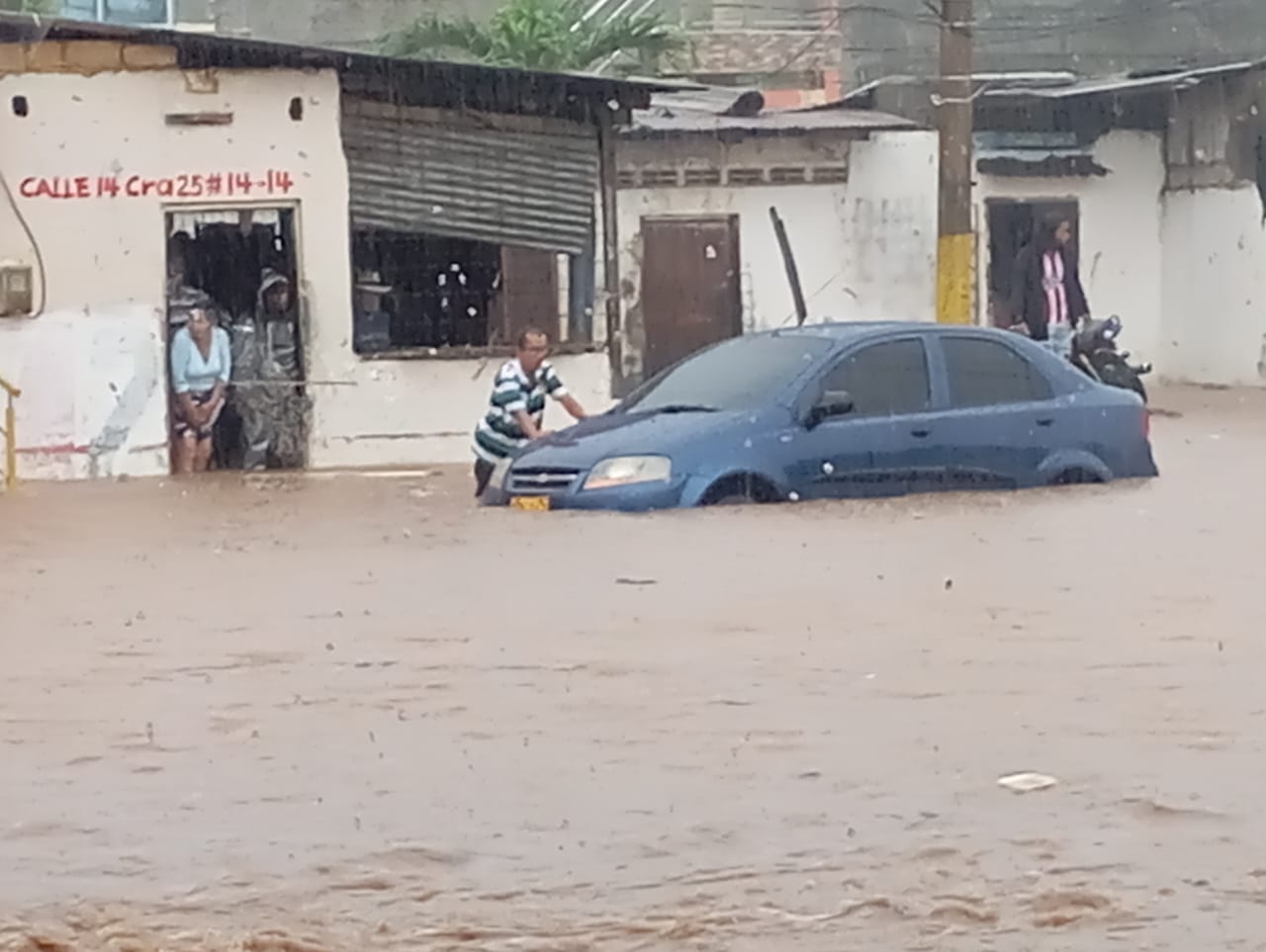 Lorica, víctima de inundaciones por fuertes lluvias