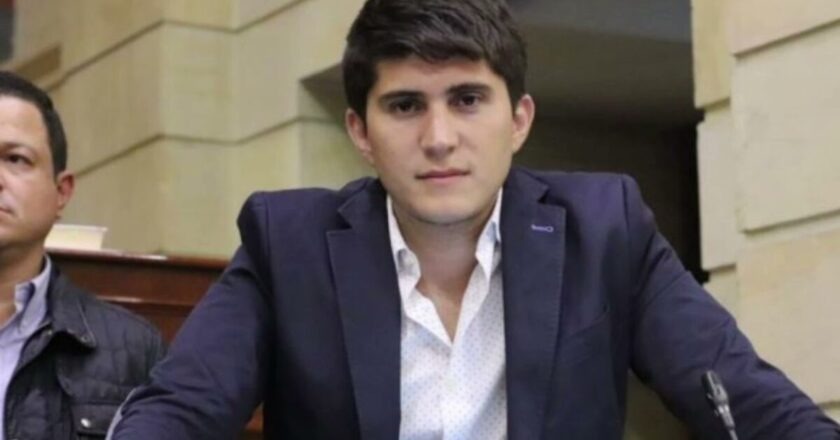 Wadith Manzur pide a la Corte Suprema investigarlo por escándalo en la Ungrd