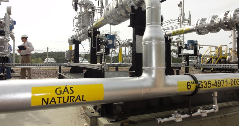 Reservas de gas y petróleo están a la baja