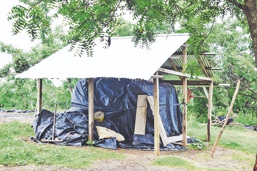 En Los Palmitos los campesinos también quedaron viendo un chispero