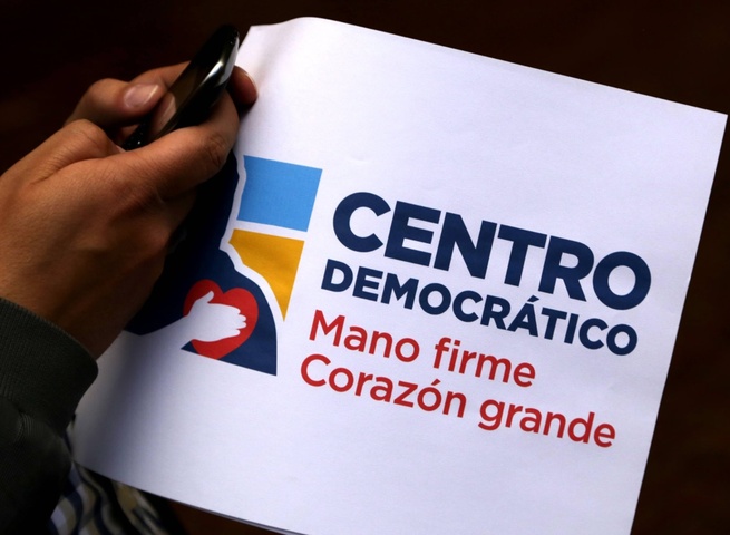 Con acción popular, el Centro Democrático busca suspender el trámite de las reformas