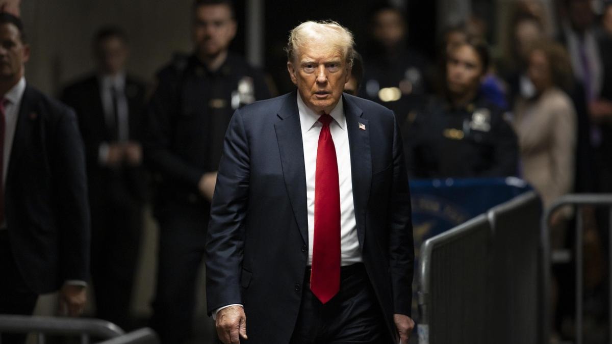 Donald Trump  fue declarado culpable de 34 cargos 