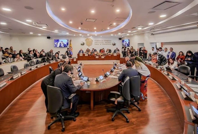 Reforma a la educación no se salvaría en el Senado