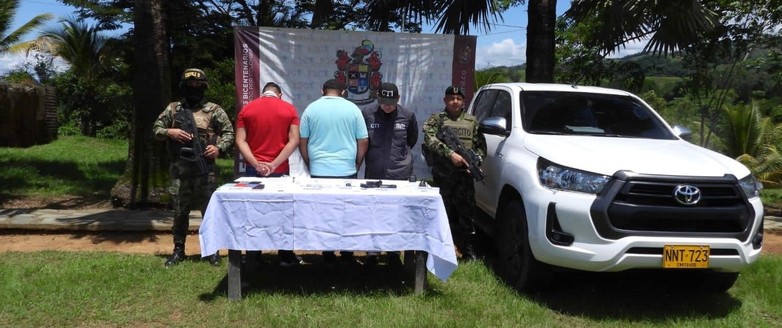 Le 'echaron el guante' a alias 'el Chivo'