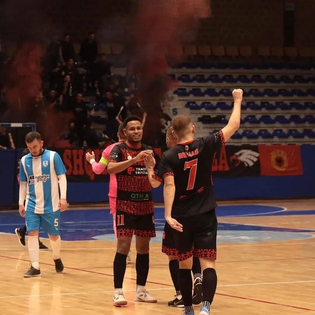 Solórzano y Berrío por el pase a la final