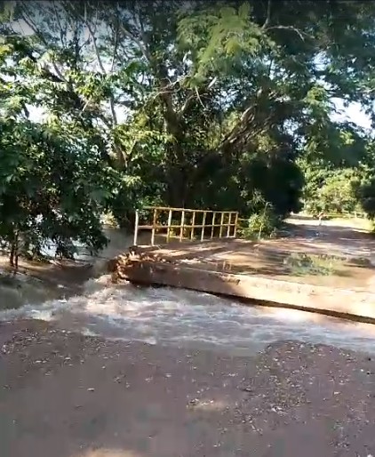 Arroyo se desbordó y causó emergencia en Buenavista