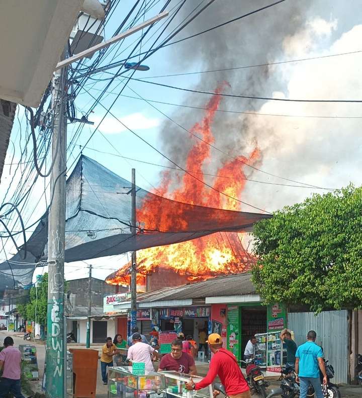 Se incendió un rancho en Puerto Libertador 