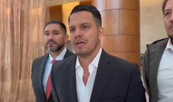 Corte le advierte a Sneyder Pinilla que su cita al alto tribunal es obligatoria