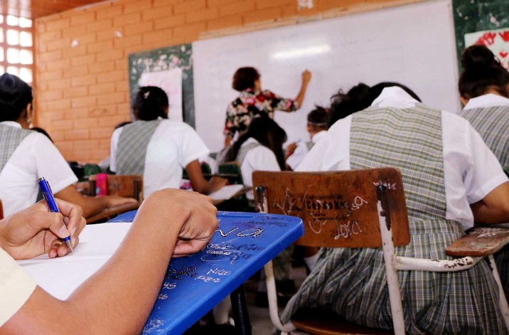 Instituciones educativas de Montería se acogen al día cívico 