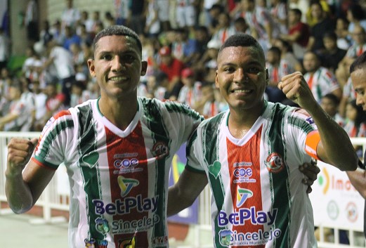 Sabaneros juega  por la clasificación