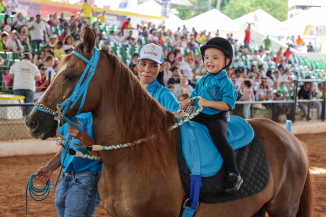 Pequeños jinetes se lucieron durante el inicio de la Válida Regional de Chalanería
