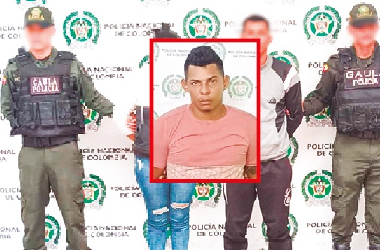 Presos, pero en sus casas