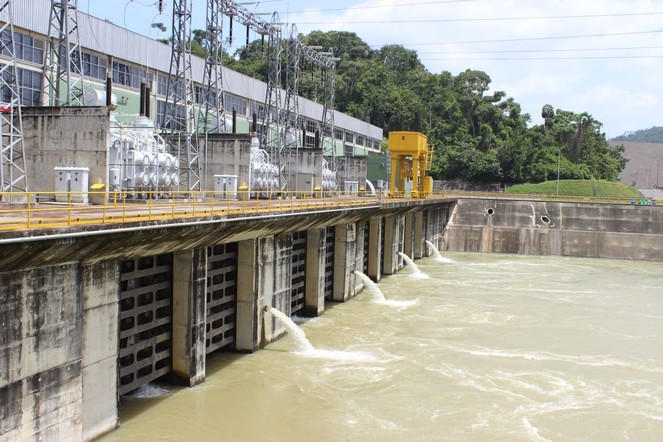 URRÁ continúa operando a plena capacidad por incremento de aportes al embalse