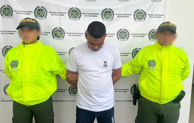 Habría intentado asesinar a su esposa