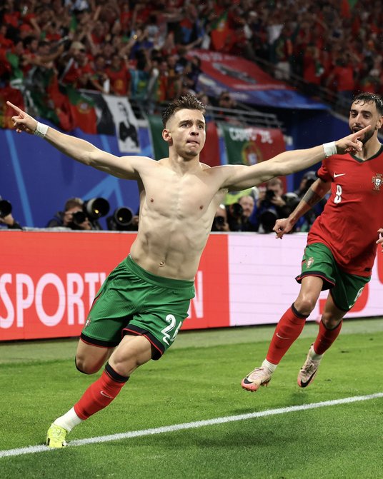 Portugal cerró la primera fecha apurado