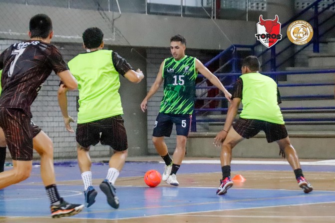 Toros sueña con los cuartos de final