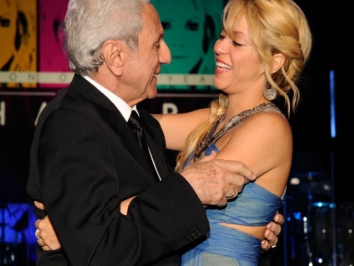 Shakira habla sobre el estado de salud de su padre