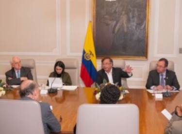Siete Ministros dejan el Gabinete de Petro