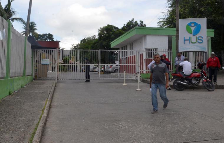 En el HUS les pagaron un mes para que no paren