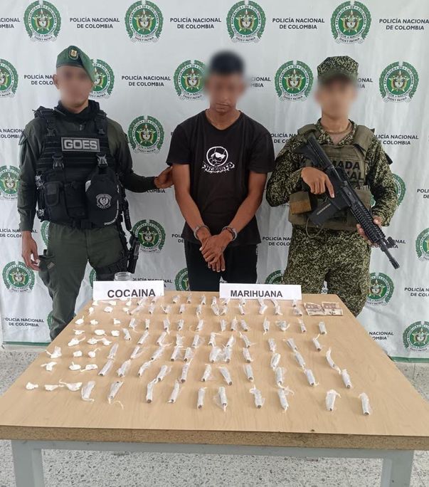 Le encontraron cigarrillos de marihuana y dosis de cocaína