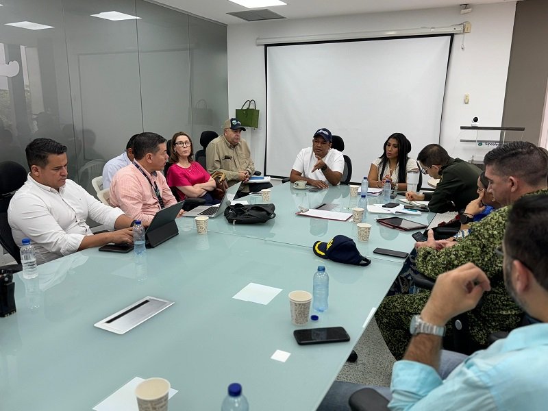 Con la fuerza pública, el alcalde de Sincelejo busca contrarrestar extorsiones al comercio y empresas de gaseosas
