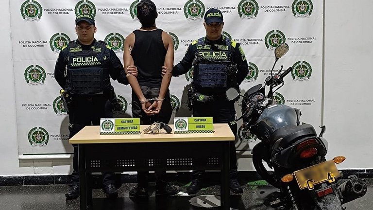 Hijo de Iván René Valenciano fue capturado por robo en Medellín