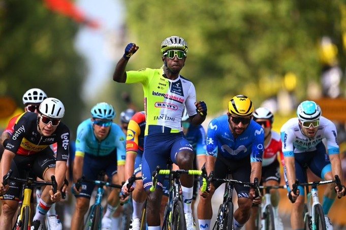 Así le fue a los colombianos en la tercera etapa del Tour que lidera Carapaz