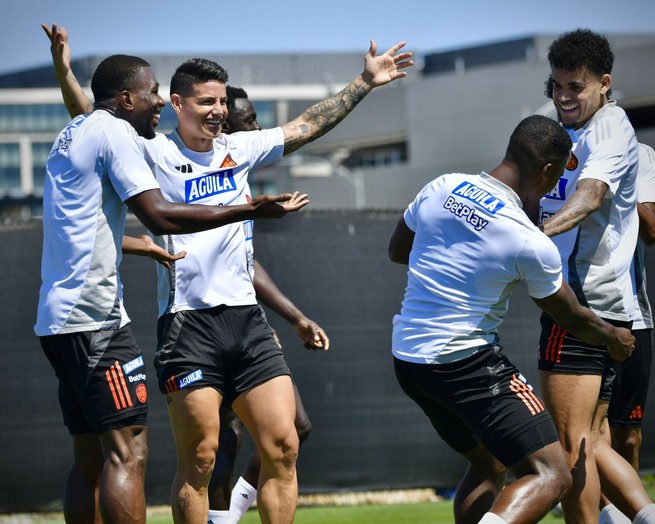 Colombia por el liderato ante Brasil