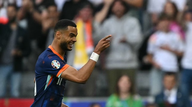 Países Bajos a cuartos de final de la Eurocopa