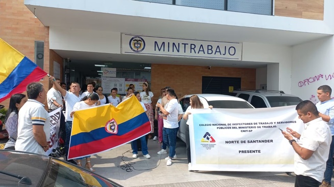 MinTrabajo no les pagó a los que están de huelga