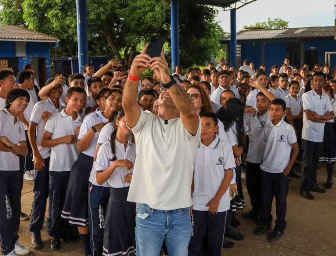 Alcalde de Montería, Gerente de Ciudad y secretarios de la Alcaldía recibieron a los estudiantes de las Instituciones Educativas Oficiales