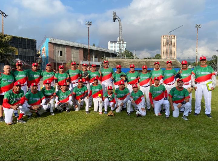 Veteranos Sport se lució con el subcampeonato