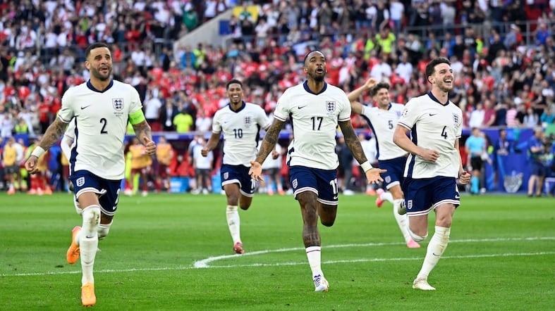 Inglaterra va por el desquite