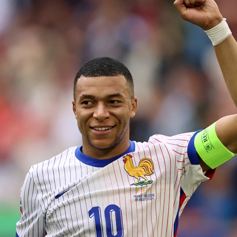 Le llegó el día a Mbappé: mañana será su presentación en el Real Madrid