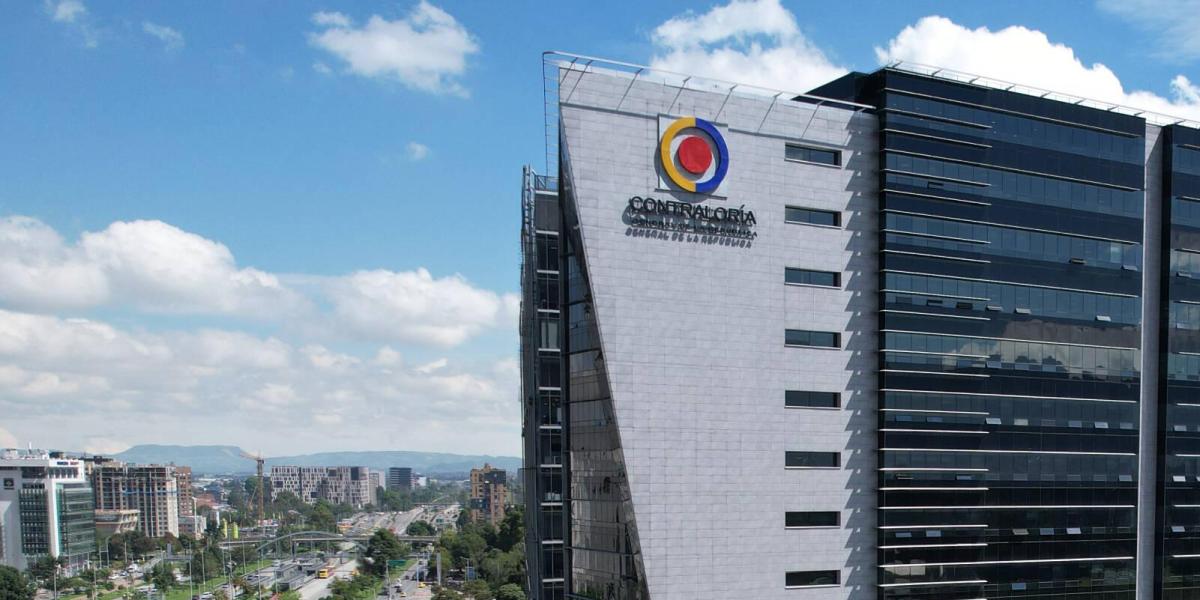 Detectan posibles irregularidades en gestión financiera de la Dian