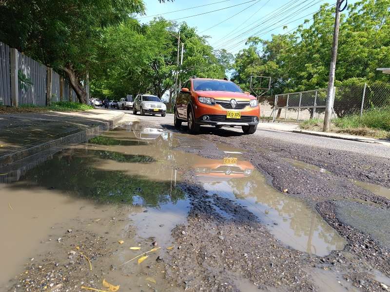 Tramo de la carrera 25B urge mejoramiento y alcantarillado