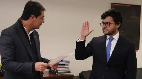 Le tumban a Petro el nombramiento de Germán Gómez Polo como cónsul en Argentina