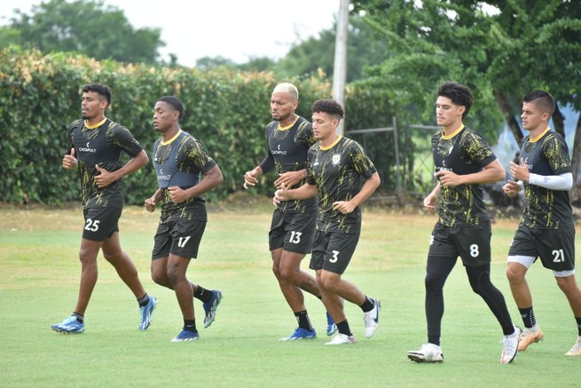 Jaguares cada vez más obligado a ganar