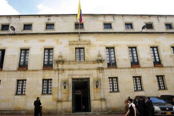 ¿Y la austeridad? Se vendría la creación de más puestos en la Cancillería